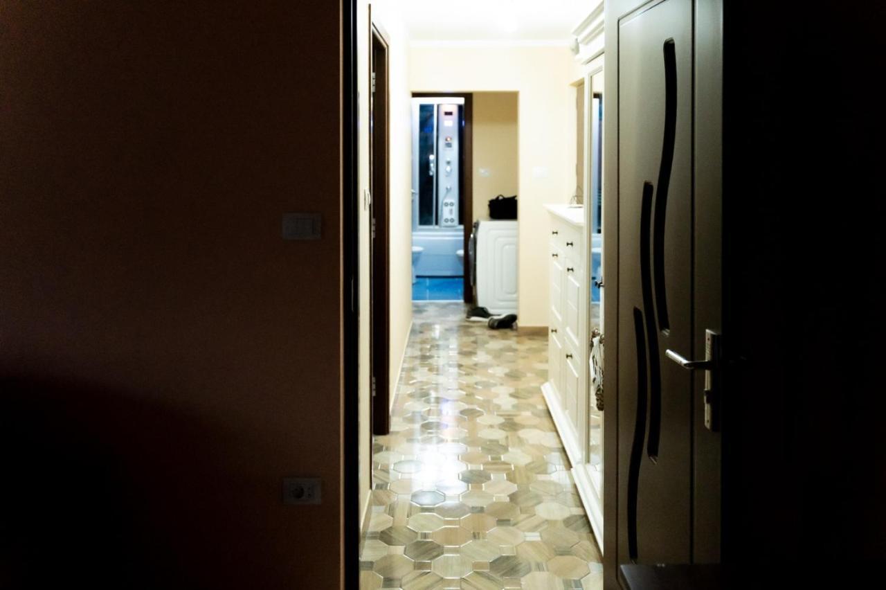 Ferienwohnung Apartament Luxury Gura Humorului Exterior foto
