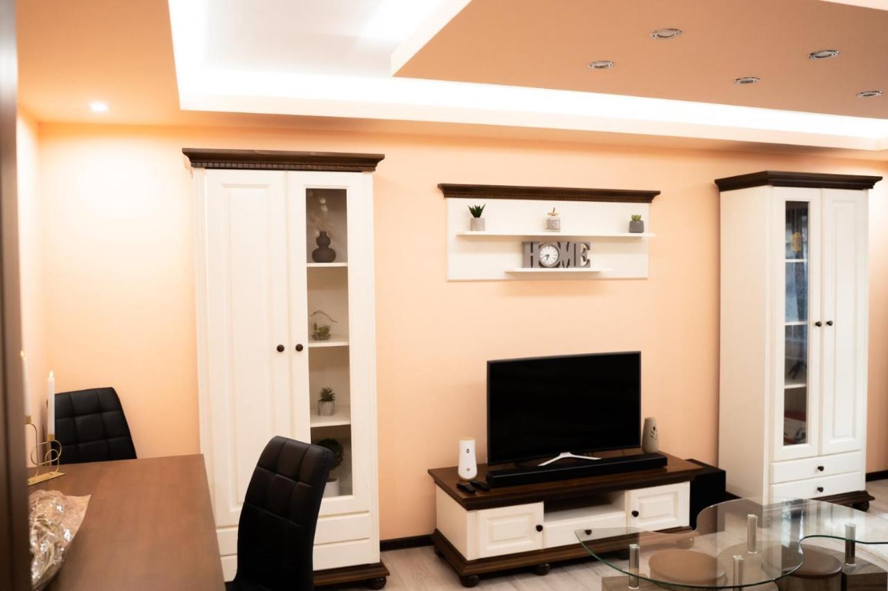 Ferienwohnung Apartament Luxury Gura Humorului Exterior foto