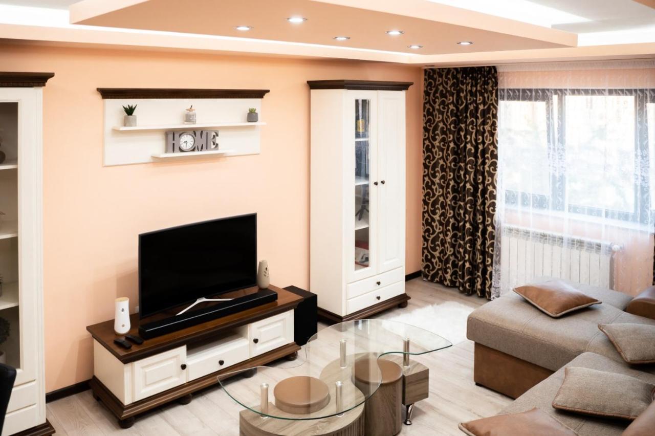 Ferienwohnung Apartament Luxury Gura Humorului Exterior foto